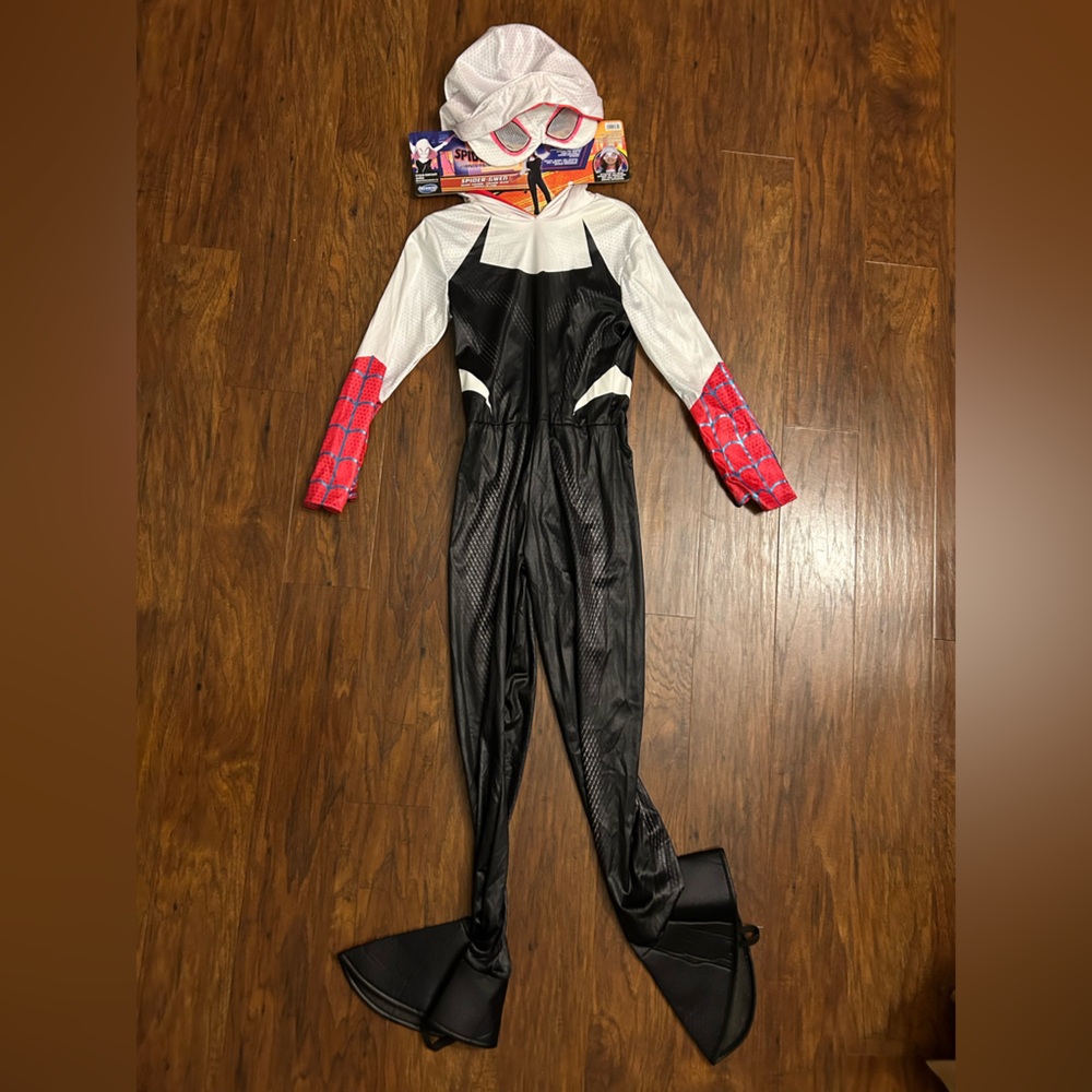 SpiderGwen Costume Size 7/8